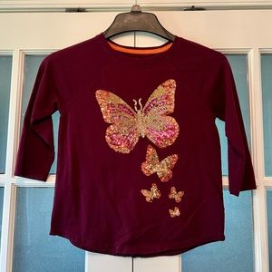 ✨EUC✨ LANDS’ END GIRLS 3/4 SLEEVE SEQUIN BUTTERFLY EMBELLISHED SHIRT 🦋